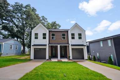 Main picture of 2706 Coronet Way