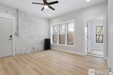 Main picture of 1237 W Morse Ave