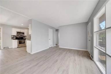 Main picture of 11409 Eastern Ave