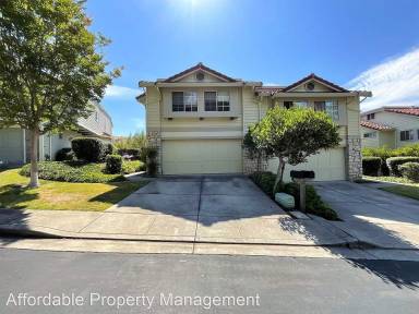 Main picture of 21048 Greenwood Cir