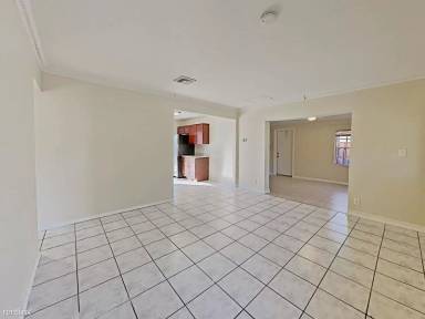 Main picture of 1369 SW 22nd Ave