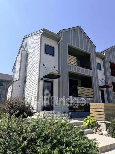Main picture of 315 W Peach St