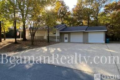 Main picture of 1207 Red Bud Ave