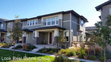 Main picture of 10771 E 28th Pl