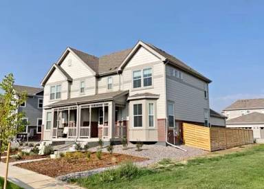 Main picture of 459 Zeppelin Way