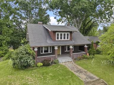 Main picture of 409 Newfound St