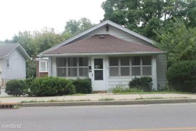 Main picture of 410 E Hillside Dr