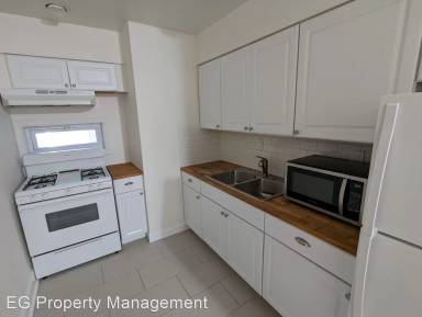 Main picture of 623 N 32nd St
