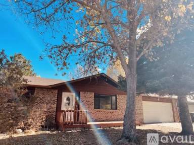 Main picture of 1151 Everglade Dr
