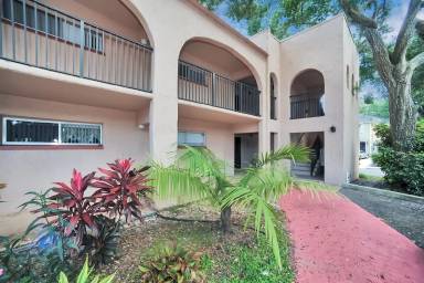 Main picture of 55 Riverside Dr