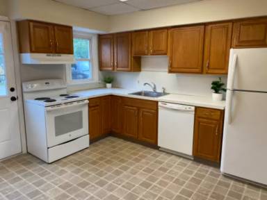 Main picture of 650 E Broad St