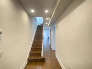 Main picture of 143 W 55th St