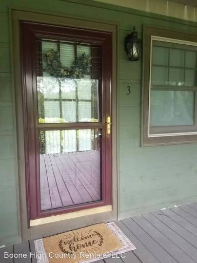 Main picture of 218 Elk Hill Dr