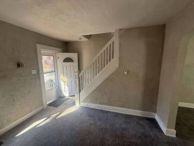 Main picture of 743 Pawnee St