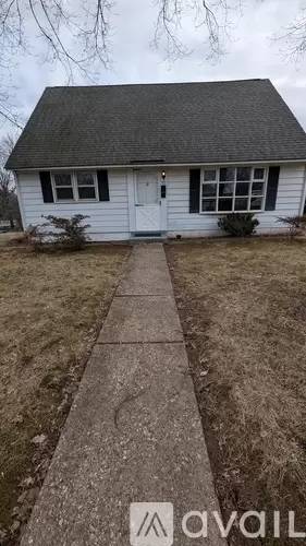 Main picture of 311 Locust Dr