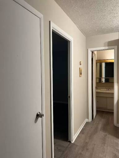 Main picture of 15224 Maple Park Dr