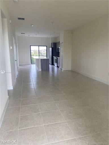 Main picture of 8005 NW 104th Ave