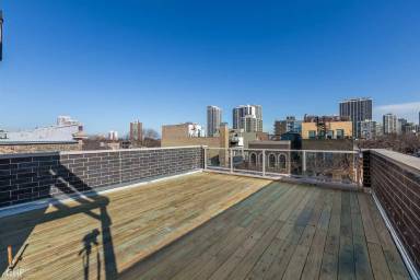 Main picture of 1542 N Hudson Ave