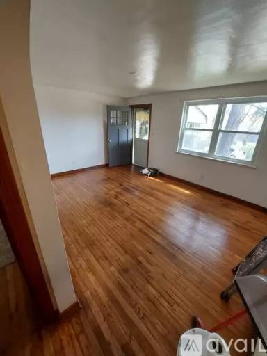 Main picture of 1707 Nash Ave