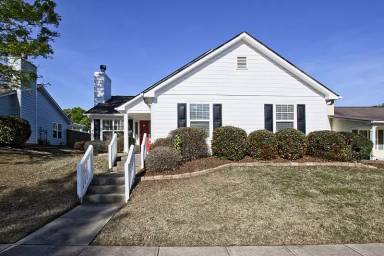 Main picture of 285 Brookstone Trl