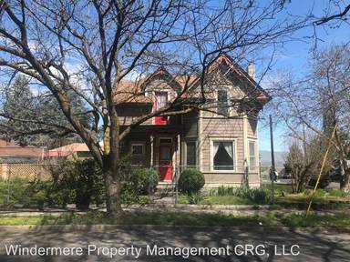 Main picture of 321 E 10th St