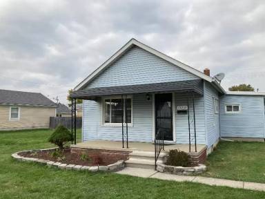 Main picture of 19209 Eastland St