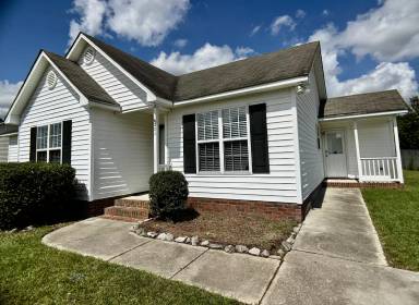 Main picture of 201 Wexford Dr