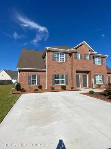 Main picture of South Pointe/Junipine Apartments