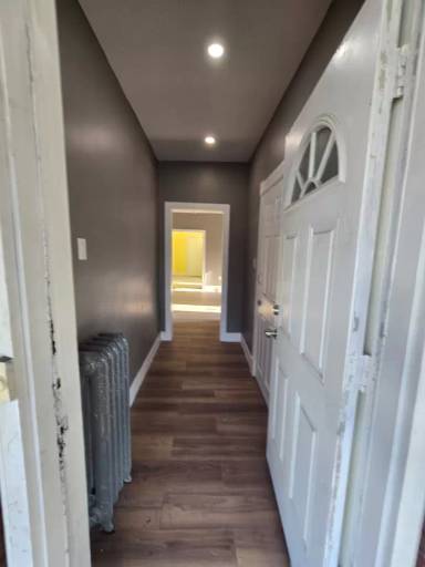 Main picture of 197 Russ St