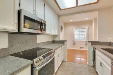 Main picture of 2406 Hastings Shore Ln