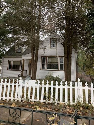 Main picture of 6 Daisy St