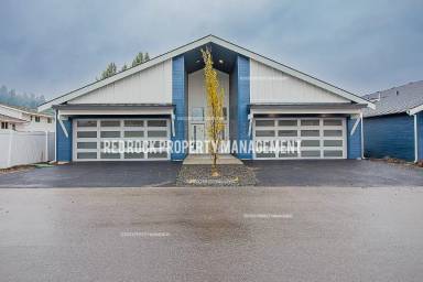 Main picture of 610 S Crescent Ln