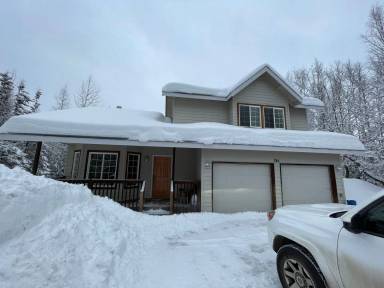 Main picture of 741 S Bettina Way