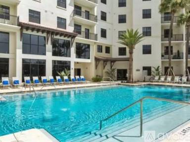 Main picture of 2 Bayshore Luxury Waterfront Apartments