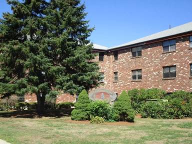 Main picture of 14C Mayberry Dr