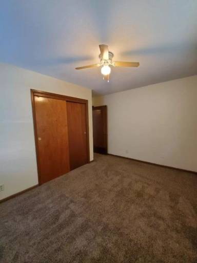 Main picture of 1075 33rd St