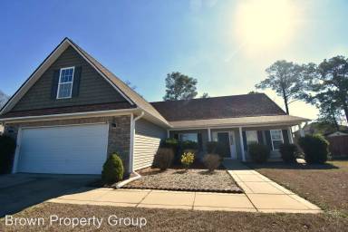 Main picture of 2044 Yellowbrick Rd