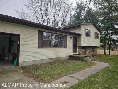 Main picture of 19313 Tuller Rd