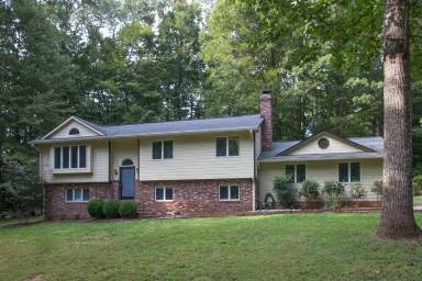 Main picture of 7600 Sawmill Ct