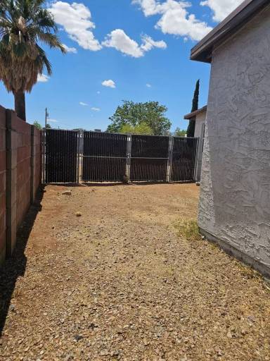 Main picture of 165 Sherbundy St