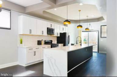 Main picture of 3502 Berwyn Ave