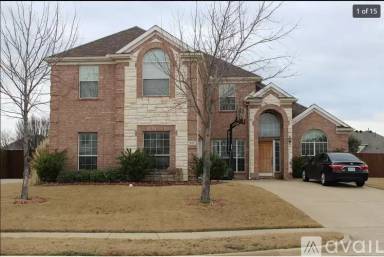 Main picture of 605 Honey Suckle Dr