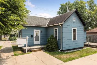 Main picture of 800 Palace Ave