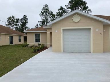 Main picture of 21 Wood Arbor Ln