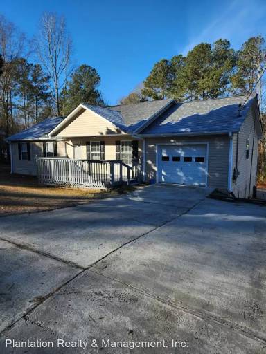 Main picture of 105 Parkway Cir