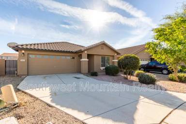 Main picture of 3625 E Del Rio Dr