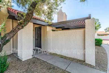 Main picture of 2143 E Center Ln