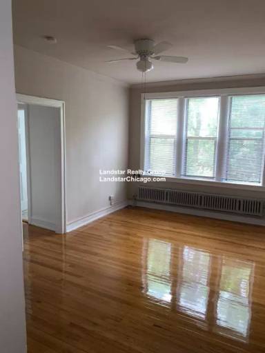 Main picture of 1369 W Estes Ave