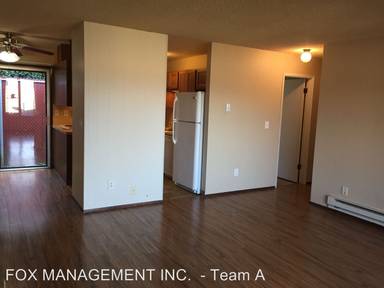 Main picture of 4656 NE Lombard St