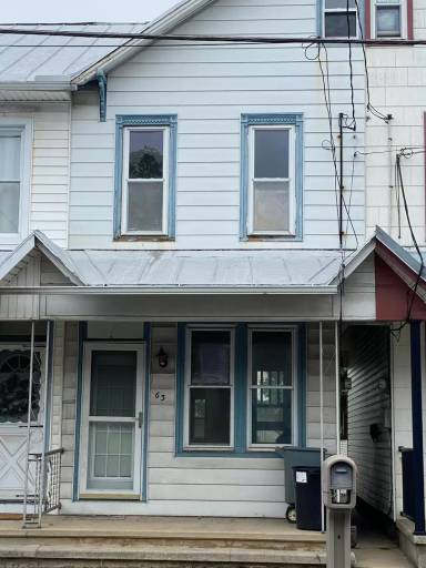 Main picture of 63 E Main St